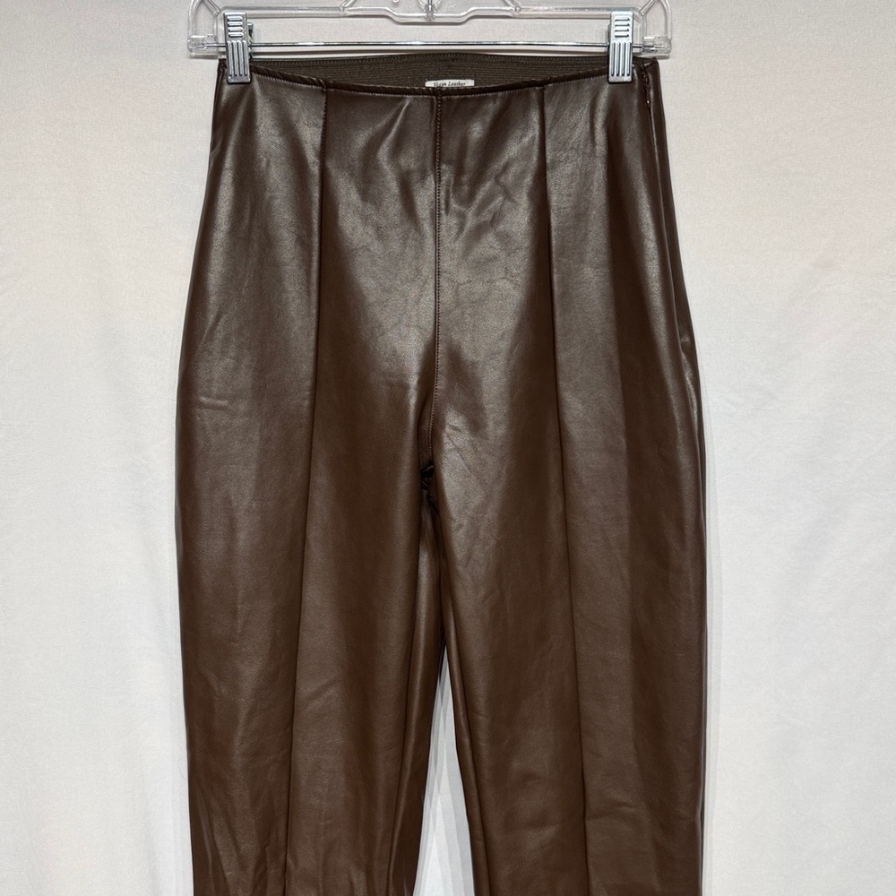 Abercrombie & Fitch Split-Hem Vegan Leather Curve Love Slim Flare Pant Brown - Picture 3 of 13
